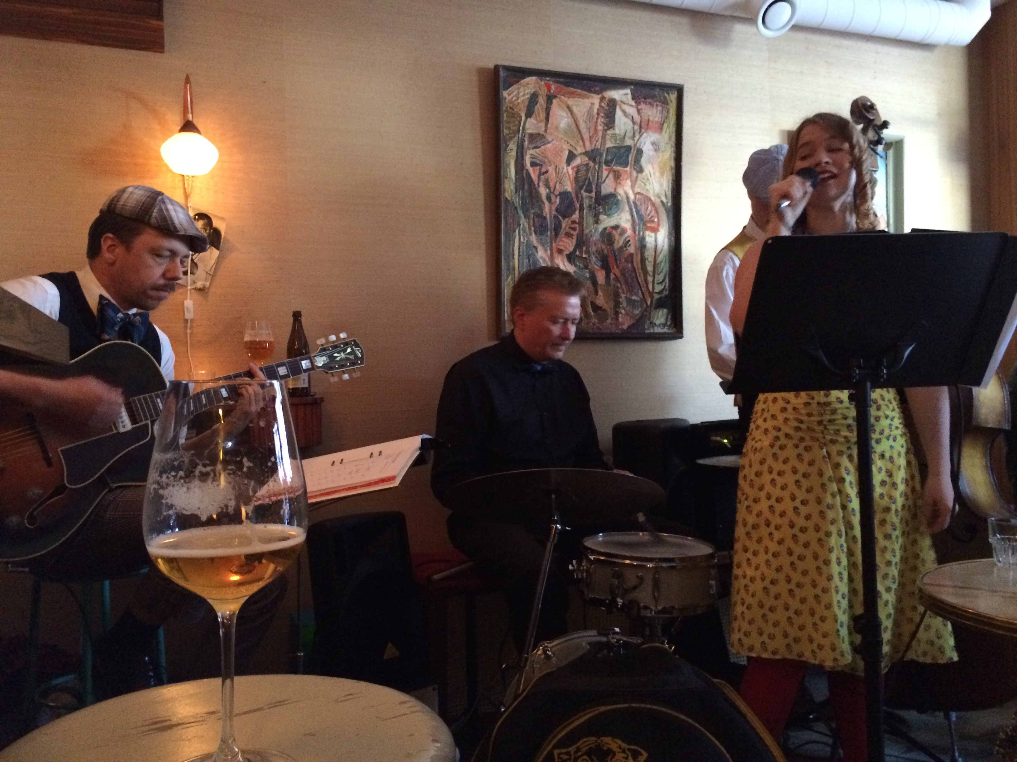 Erlands kafé april 2015